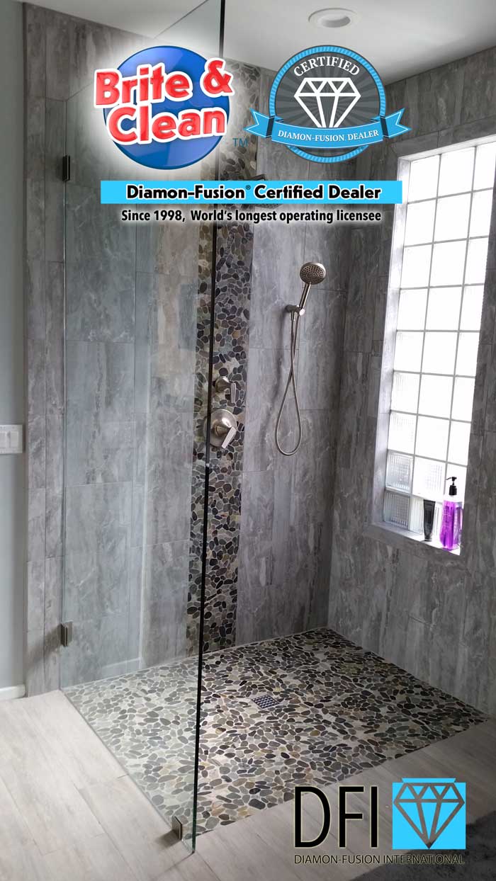 Diamon-Fusion&reg; Coachella Valley shower doors